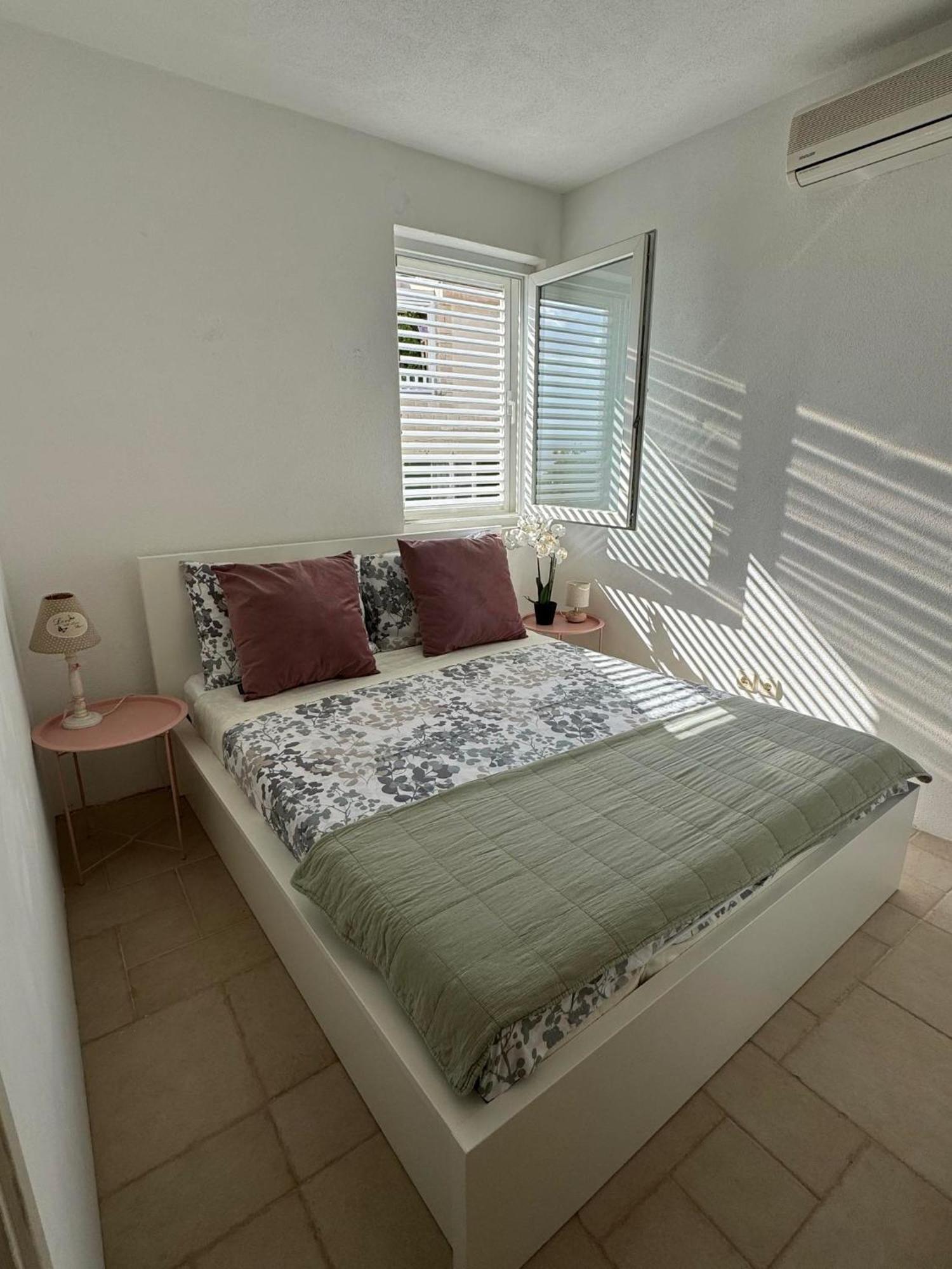 Apartman Vera เบรลา ภายนอก รูปภาพ